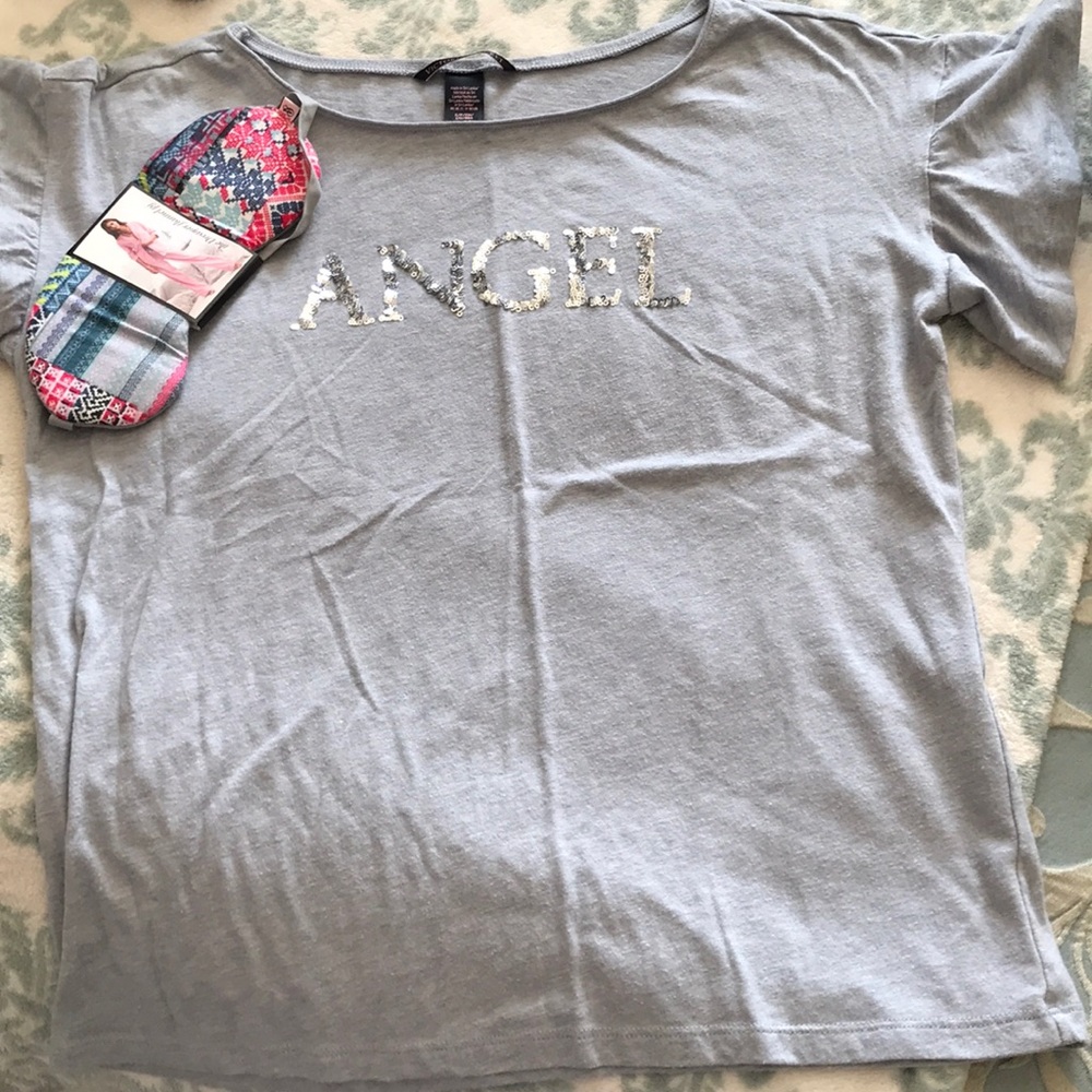 5/$25 😁 VS sleep shirt and eye cover